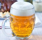 Anfang der Bierbrauerei in dem tschechischen Land